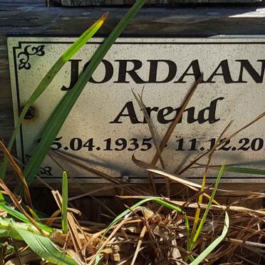 J - Vanne :: Surnames - J