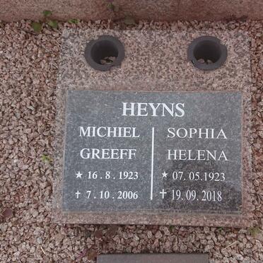 HEYNS Michiel Greeff 1923-2006 &amp; Sophia Helena 1923-2018