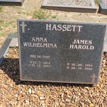 HASSETT James Harold 1944-2010 &amp; Anna Wilhelmina DU TOIT 1944-2007