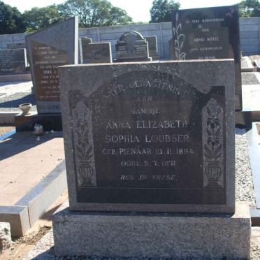 LOUBSER Anna Elizabeth Sophia nee PIENAAR 1894-1971