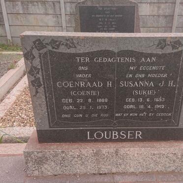LOUBSER Coenraad H. 1888-1973 &amp; Susanna J.H. 1893-1972