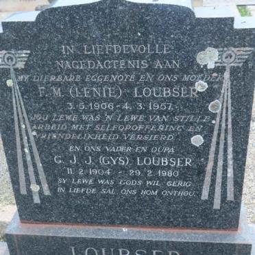LOUBSER G.J.J. 1904-1980 &amp; F.M. 1906-1957
