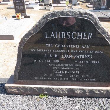 L - Vanne :: Surnames - L