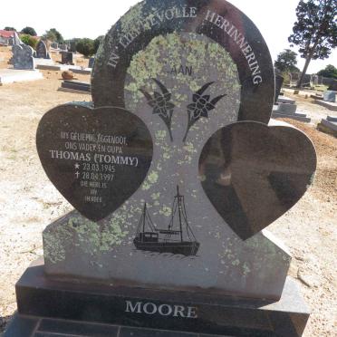 MOORE Thomas 1945-1997