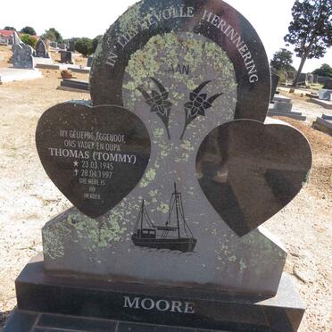 MOORE Thomas 1945-1997