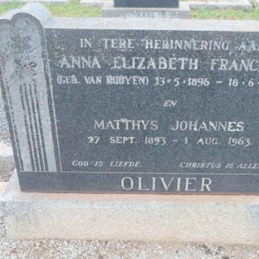 OLIVIER Matthys Johannes 1893-1963 &amp; Anna Elizabeth Francina VAN ROOYEN 1896-1960 