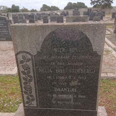 RABE Daantjie 1899-1966 &amp; Nelia STOFBERG 1916-1962