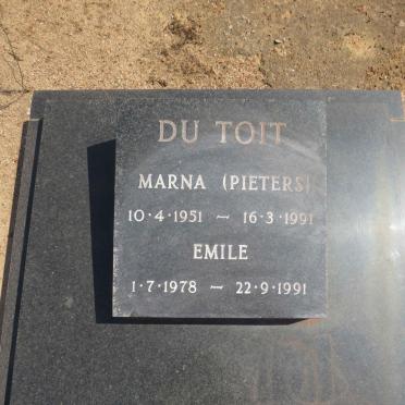TOIT Marna, du nee PIETERS 1951-1991 :: DU TOIT Emile 1978-1991