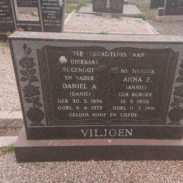 VILJOEN Daniel A. 1896-1978 &amp; Anna E. 1903-1991