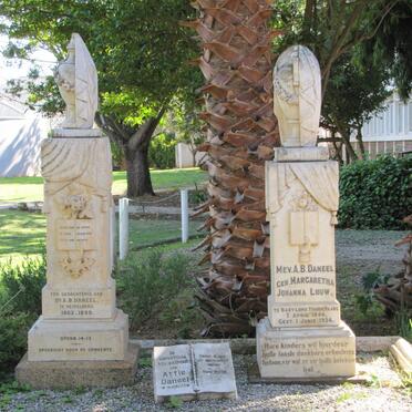 DANEEL A.B. 1862-1899 &amp; Johanna Margaretha nee LOUW 1846-1934 :: DANEEL Attie