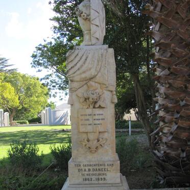 DANEEL A.B. 1862-1899 &amp; Johanna Margaretha nee LOUW 1846-1934 :: DANEEL Attie 