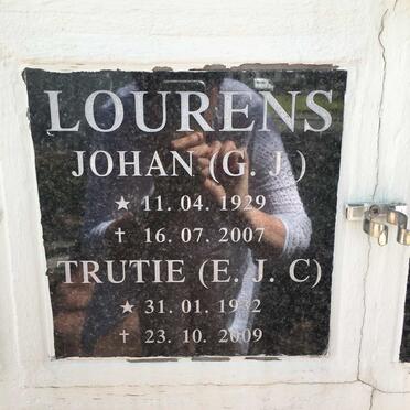 LOURENS G.J. 1929-2007 &amp; E.J.C. 1932-2009