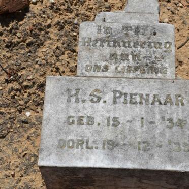 PIENAAR H.S. 1934-1935