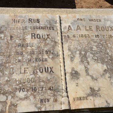 ROUX A.A., le 1863-1943 &amp; J.E. RABIE 1865-1987 :: LE ROUX M.C. nee  HUGO 1870-1941
