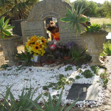 HOOGENHOUT Imker F.M. 1911-1974 &amp; Joyce Amelia MORSE 1916-2001:: HOOGENHOUT Hilda 1980-2005