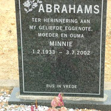 ABRAHAMS Minnie 1933-2002