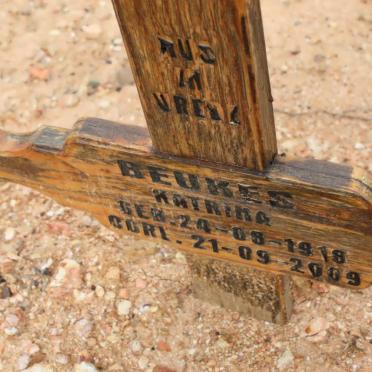 BEUKES Katrina 1918-2000