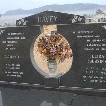 DAVEY Richard 1915-2002 &amp; Felida 1918-1992
