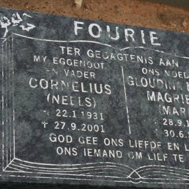 FOURIE Cornelius 1931-2001 &amp; Gloudina Maria Magrieta 1929-2007