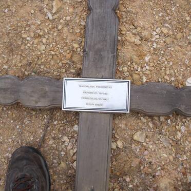 FREDERICKS Magdalena 1921-2007