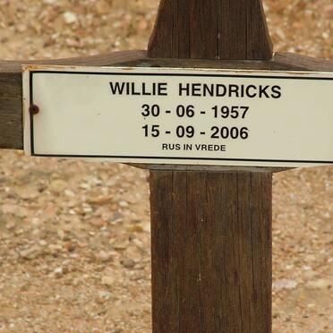 HENDRICKS Willie 1957-2006