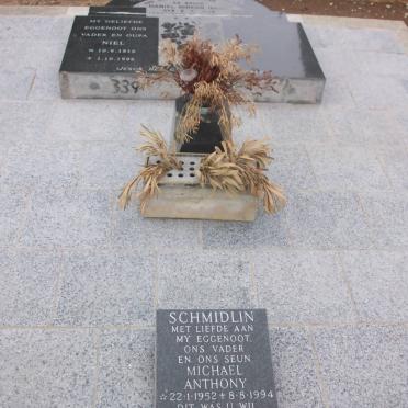 HUGO :: SCHMIDLIN