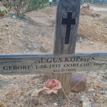 KOPPIES Augus 1935-2007