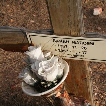 MAROEM Sarah 1967-2007