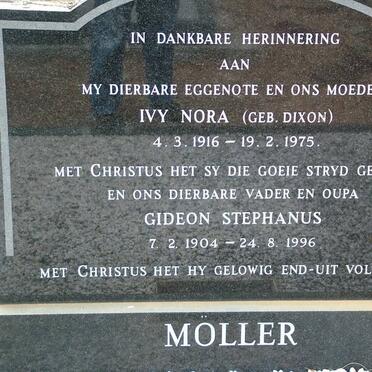 MÖLLER Gideon Stephanus 1904-1996 &amp; Ivy Nora DIXON 1916-1975