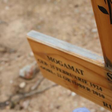 SALIE Mogamat 1924-2010 &amp; Minnie 1932-1999