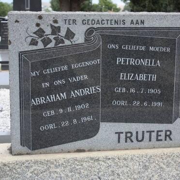 TRUTER Abraham Andries 1902-1961 &amp; Petronella Elizabeth 1905-1991