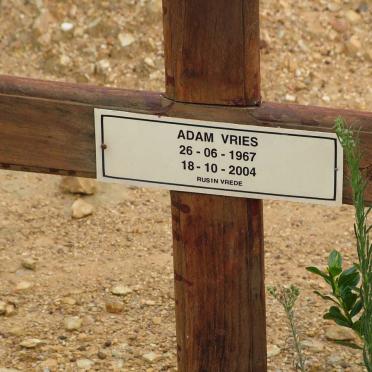 VRIES Adam 1967-2004