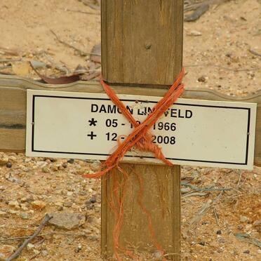 ? LI?VELD Damon 1966-2008