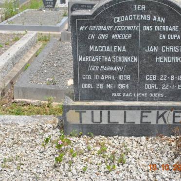 TULLEKEN Jan Christian Hendrik 1889-1976 &amp; Magdalena Margaretha Schonken BARNARD 1898-1964