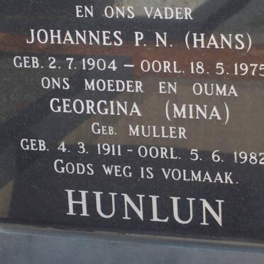 HUNLUN Johannes P.N. 1904-1975 &amp; Georgina MULLER 1911-1982