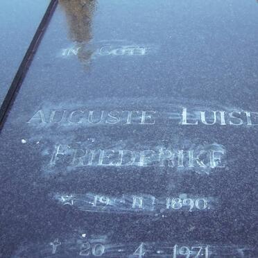 GUSE August Carl 1889-1968 &amp; Auguste Luise Friedrike 1890-1971