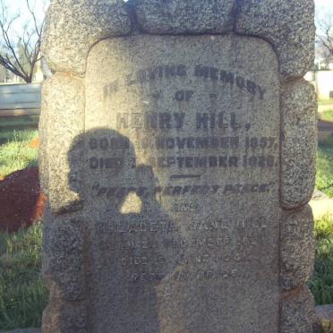 HILL Henry 1857-1928 &amp; Elizabeth Jane 1858-1941