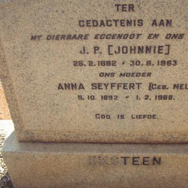 EKSTEEN J.P. 1882-1963 &amp; Anna SEYFFERT nee NEL 1892-1988
