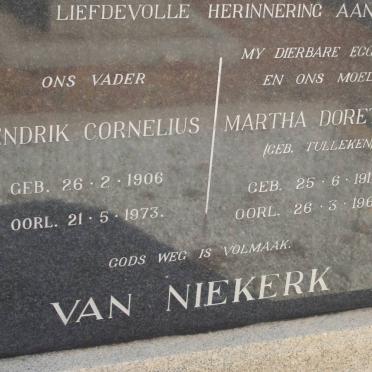 NIEKERK Hendrik Cornelius, van 1906-1973 &amp; Martha Dorothea TULLEKEN 1914-1962
