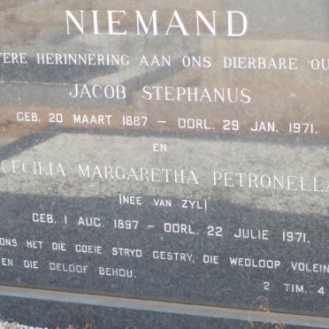 NIEMAND Jacob Stephanus 1887-1971 &amp; Margaretha Petronella VAN ZYL 1897-1971