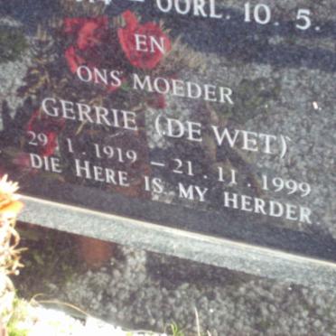 FOURIE Johannes Lourens 1914-1979 &amp; Gerrie DE WET 1919-1999 