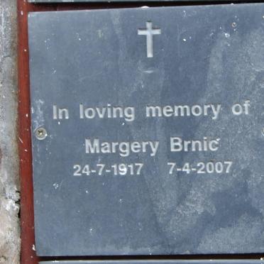 BRNIC Margery 1917-2007