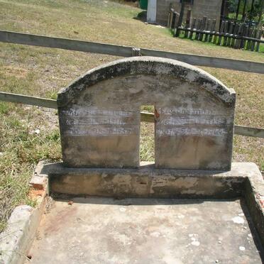 Western Cape, RIVERSDALE district, Stilbaai, Klipfontein 414, farm cemetery_1