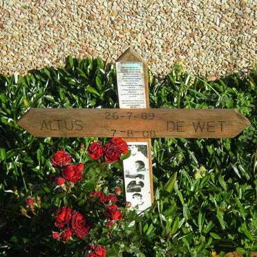 WET Altus, de 1989-2008