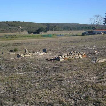 Western Cape, RIVERSDALE district, Albertinia, Buffelsfontein 432, Ryksdalerplaas, farm cemetery_1
