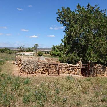 Western Cape, RIVERSDALE district, Herbertsdale, Zandfontein 163, Sandfontein, farm cemetery