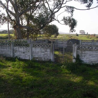 Western Cape, RIVERSDALE district, Klein Soebatters Vlakte 369, farm cemetery_1