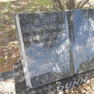 Western Cape, SWELLENDAM district, Malgas, Village cemetery_02