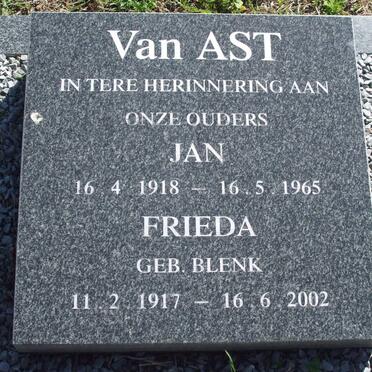 AST Jan, van 1918-1965 &amp; Freda BLENK 1917-2002
