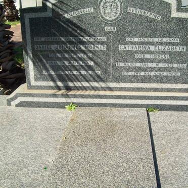 MORKEL Daniel Johannes 1896-1945 &amp; Catharina Elizabeth THERON 1899-1980